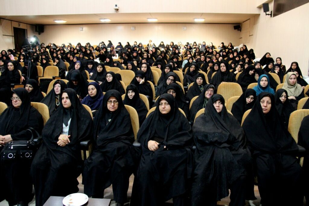 سخنرانی در همایش طلایه همنوایی طلایه داران عاشورا با حضرت زینب(س)