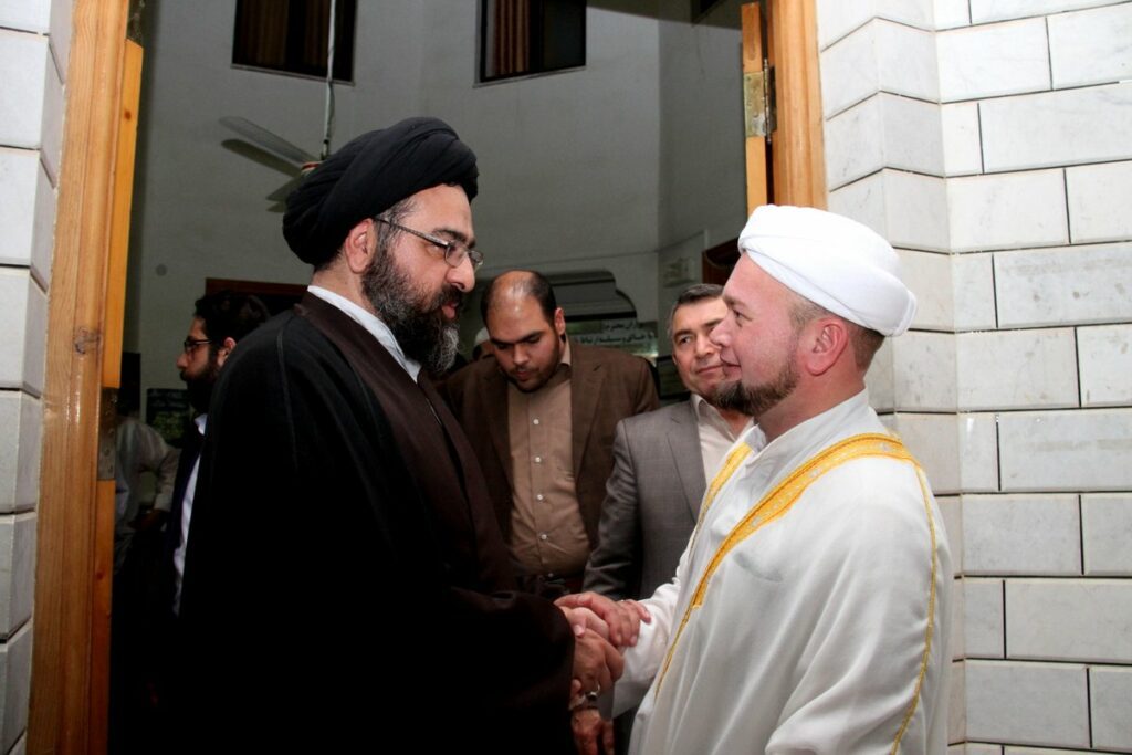 سخنرانی آیت الله سیدمجتبی نورمفیدی در حوزه علمیه عرفانیه و مسجد آخوند رهبر