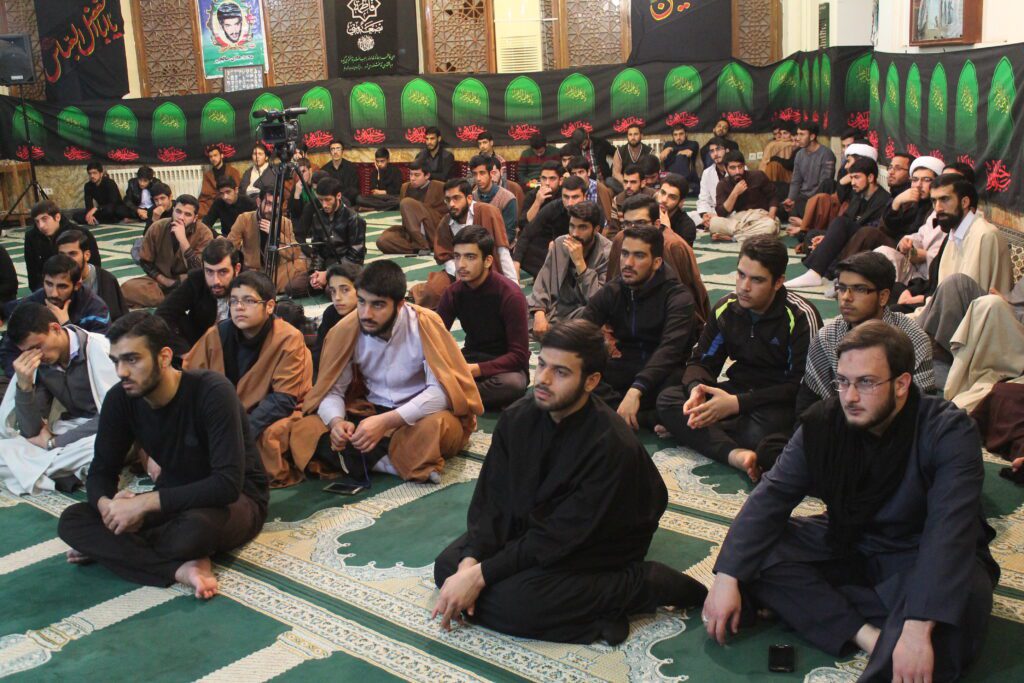 سخنرانی آیت الله سید مجتبی نورمفیدی در شب شهادت حضرت فاطمه(س) در مدرسه علمیه امام خمینی