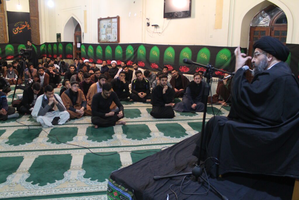 سخنرانی آیت الله سید مجتبی نورمفیدی در شب شهادت حضرت فاطمه(س) در مدرسه علمیه امام خمینی