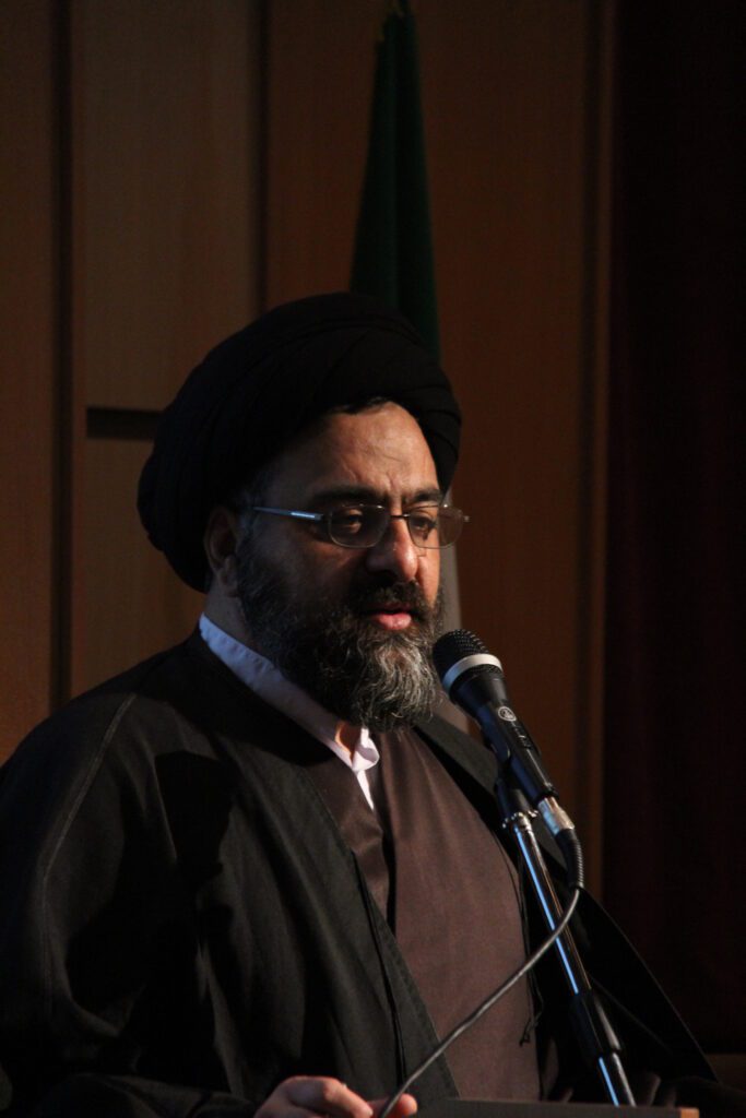 حضور و سخنرانی آیت الله سید مجتبی نورمفیدی در مراسم رونمایی از کتاب خطبه های سال 1360 آیت الله نورمفیدی در موسسه فرهنگی میرداماد گرگان