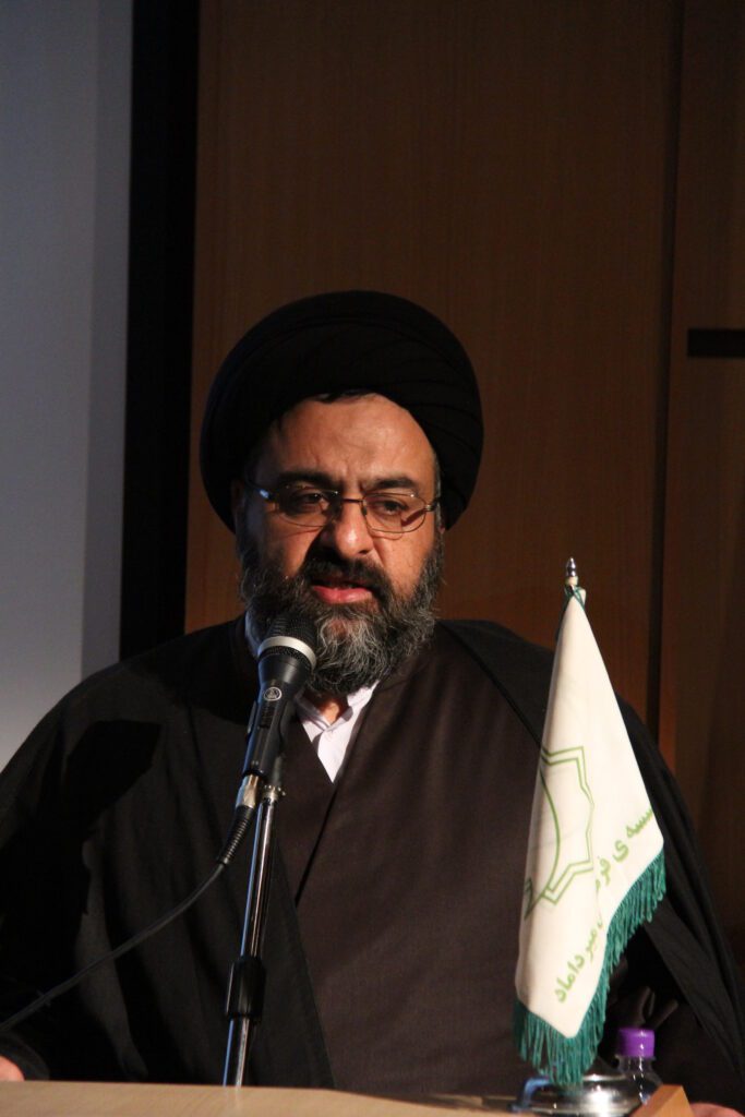 حضور و سخنرانی آیت الله سید مجتبی نورمفیدی در مراسم رونمایی از کتاب خطبه های سال 1360 آیت الله نورمفیدی در موسسه فرهنگی میرداماد گرگان