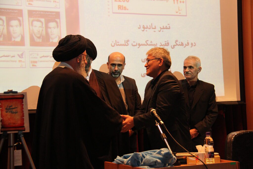 حضور و سخنرانی آیت الله سید مجتبی نورمفیدی در مراسم رونمایی از کتاب خطبه های سال 1360 آیت الله نورمفیدی در موسسه فرهنگی میرداماد گرگان