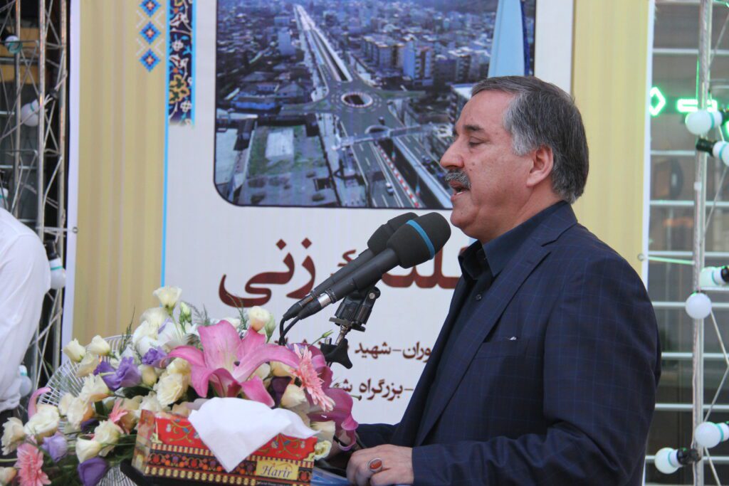 حضور آیت الله سید مجتبی نورمفیدی در مراسم کلنگ زنی پروژه های عمرانی استان گلستان