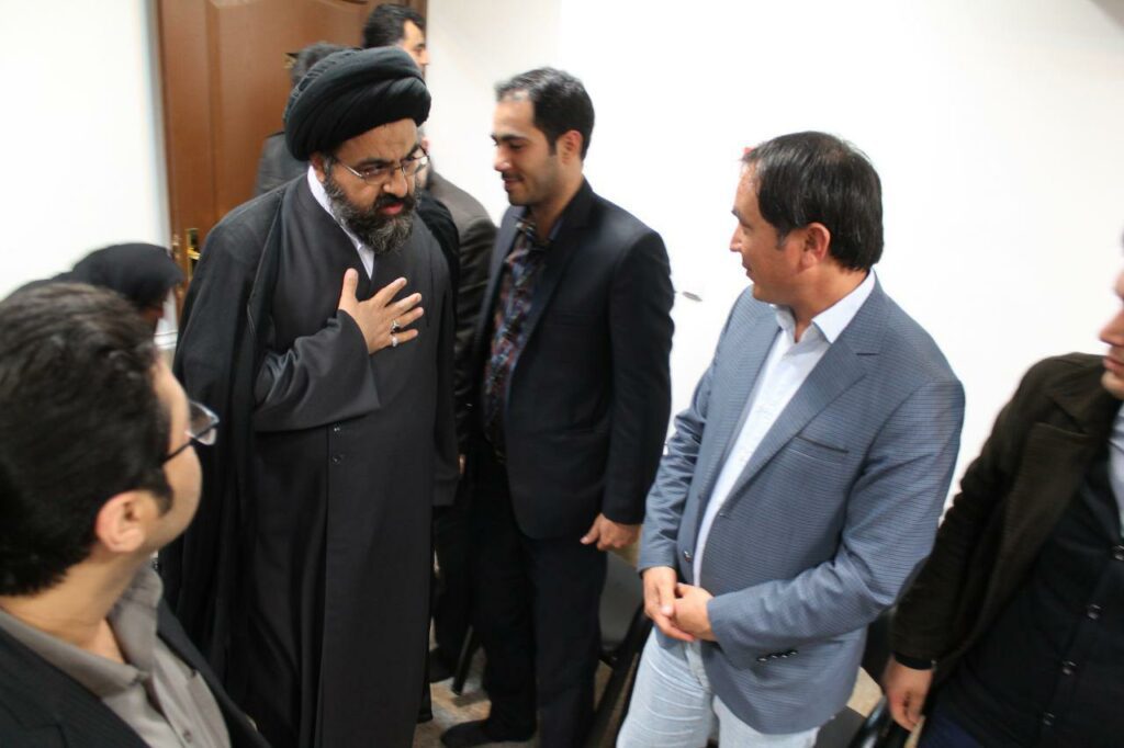 دیدار استاد سید مجتبی نور مفیدی در جمع جوانان فعال استان