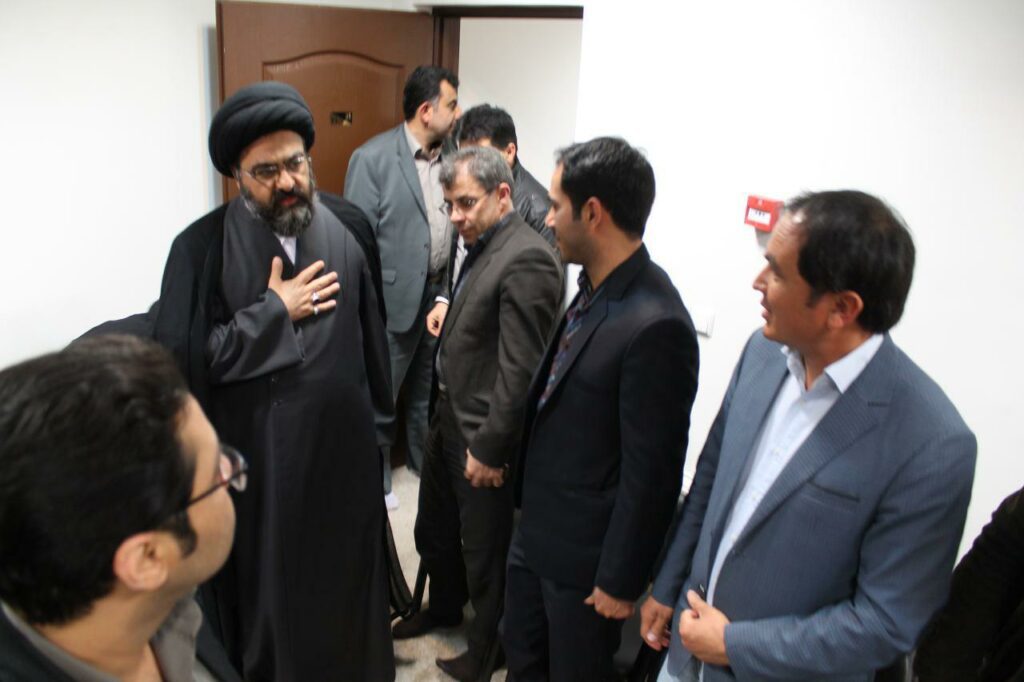 دیدار استاد سید مجتبی نور مفیدی در جمع جوانان فعال استان