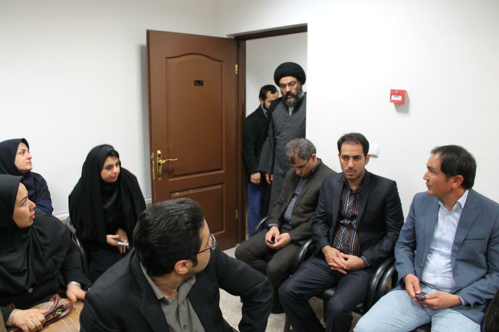 دیدار استاد سید مجتبی نور مفیدی در جمع جوانان فعال استان