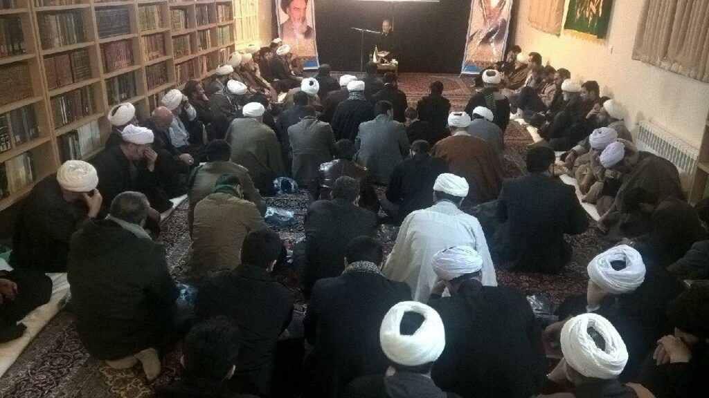 حضور در مراسم سوگواری به مناسبت شهادت حضرت زهرا (س)