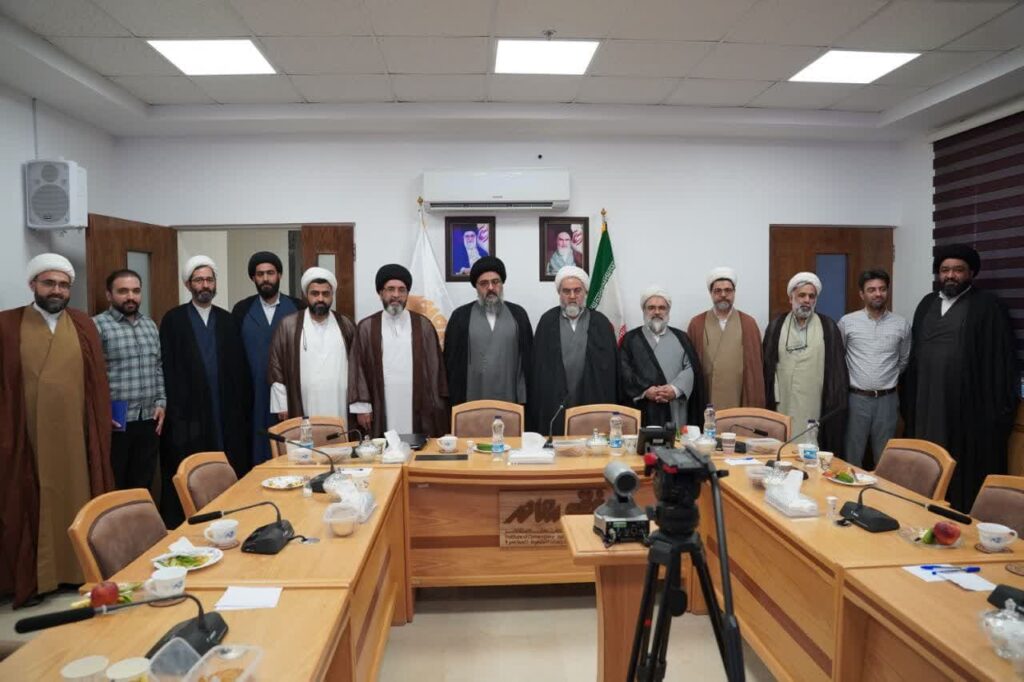 دیدار ریاست و مسئولان بنیاد بین المللی امامت با آیت‌الله نورمفیدی