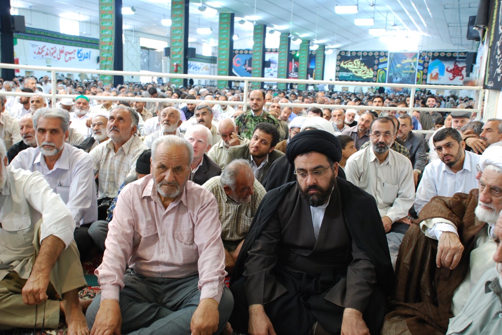 حضور آیت الله سید مجتبی نورمفیدی در روز جهانی قدس و مراسم نمازجمعه گرگان - سال 1387