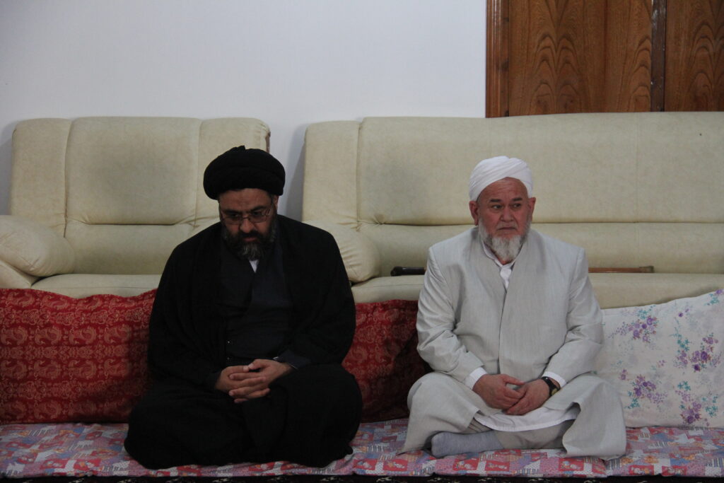 حضور آیت الله سیدمجتبی نورمفیدی در مجلس ختم مرحوم حاج آخوند نظری در روستای قره بلاغ - سال 1394
