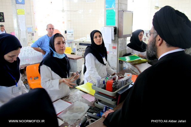 بازدید و عیادت از بیماران بیمارستان 5 آذر گرگان؛ سال 1394