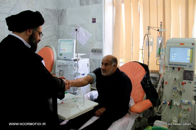 بازدید و عیادت از بیماران بیمارستان 5 آذر گرگان؛ سال 1394
