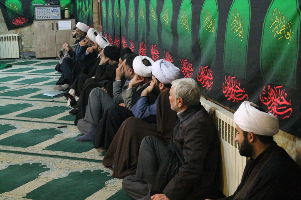 سخنرانی آیت الله سید مجتبی نورمفیدی در شب شهادت حضرت فاطمه(س) در مدرسه علمیه امام خمینی