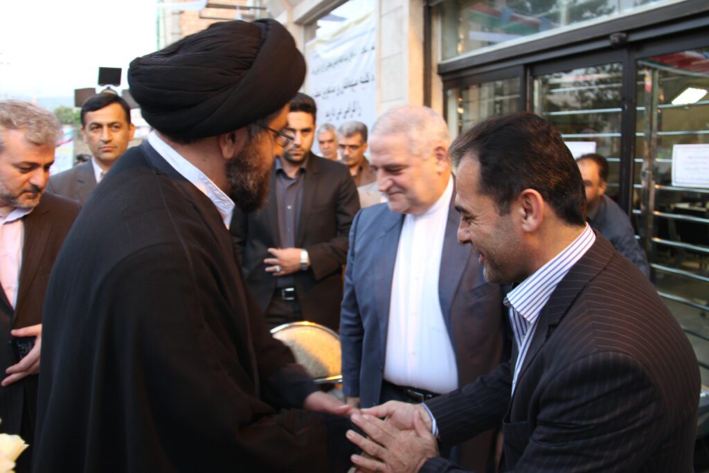 حضور آیت الله سید مجتبی نورمفیدی در مراسم کلنگ زنی پروژه های عمرانی استان گلستان