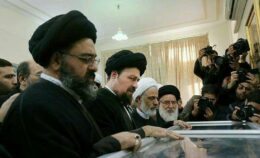 حضور آیت الله سید مجتبی نورمفیدی در مراسم رحلت آیت‌الله عبدالکریم موسوی اردبیلی