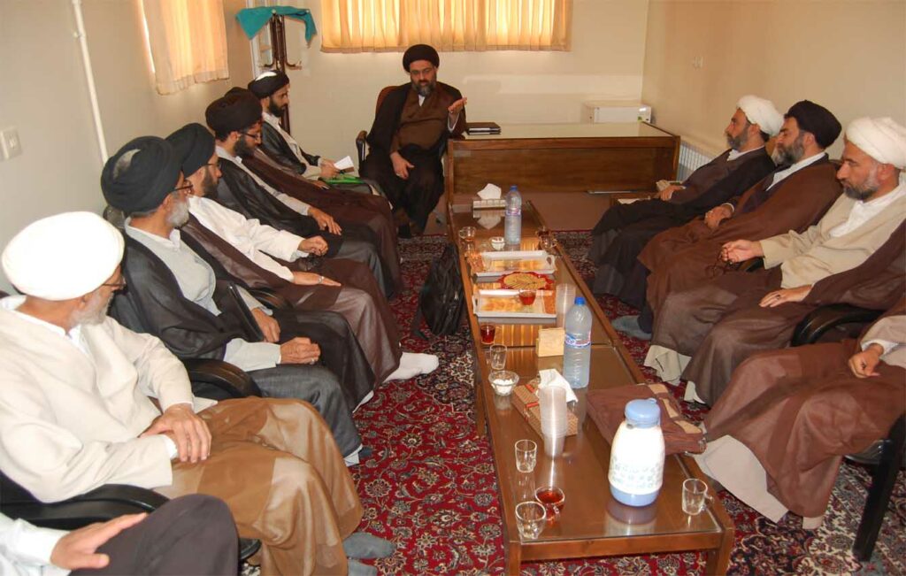 دیدار و نشست با مبلغین