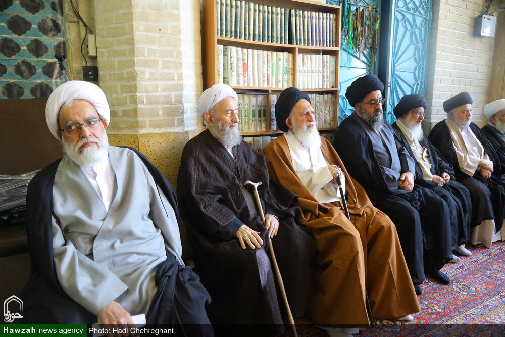 مراسم تشییع پیکر آیت الله موسوی تهرانی