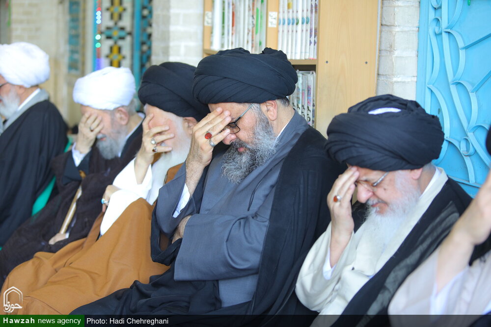 مراسم تشییع پیکر آیت الله موسوی تهرانی