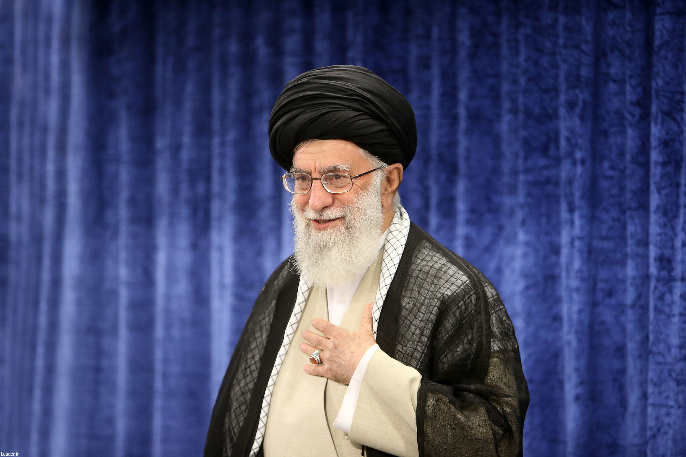دیدار با رهبری