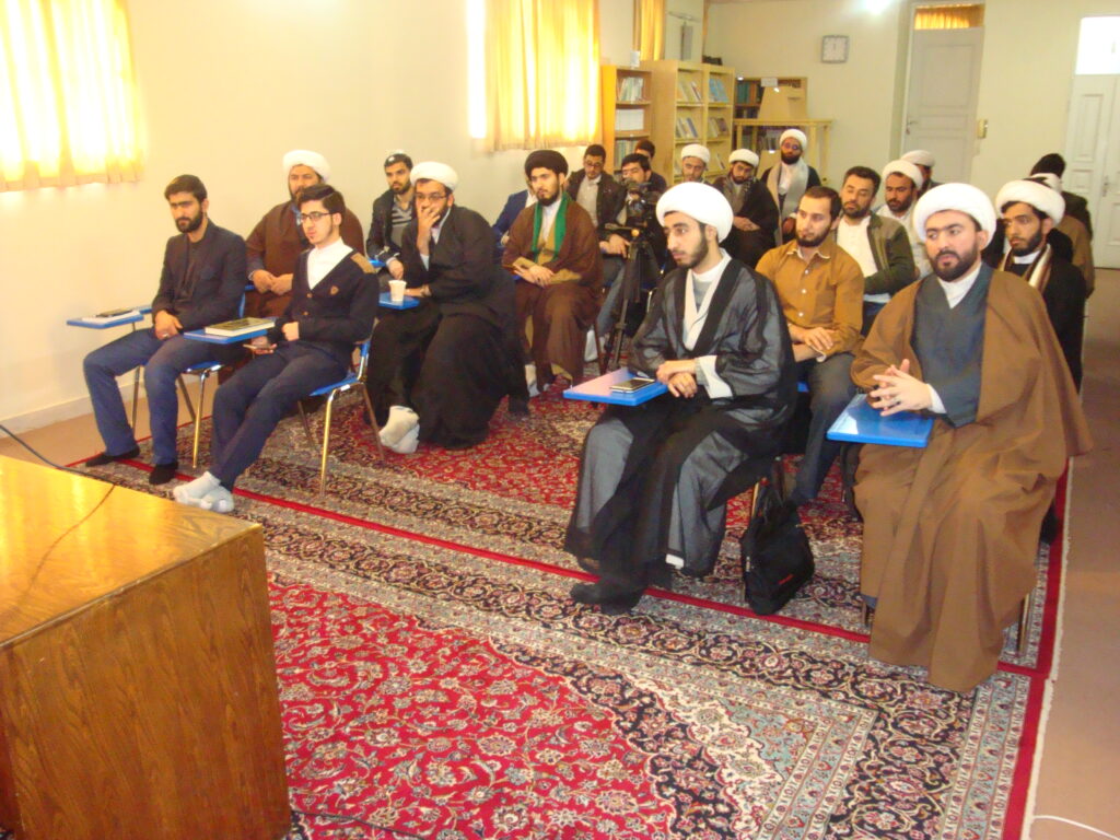 نشست طلاب ممتاز استان گلستان