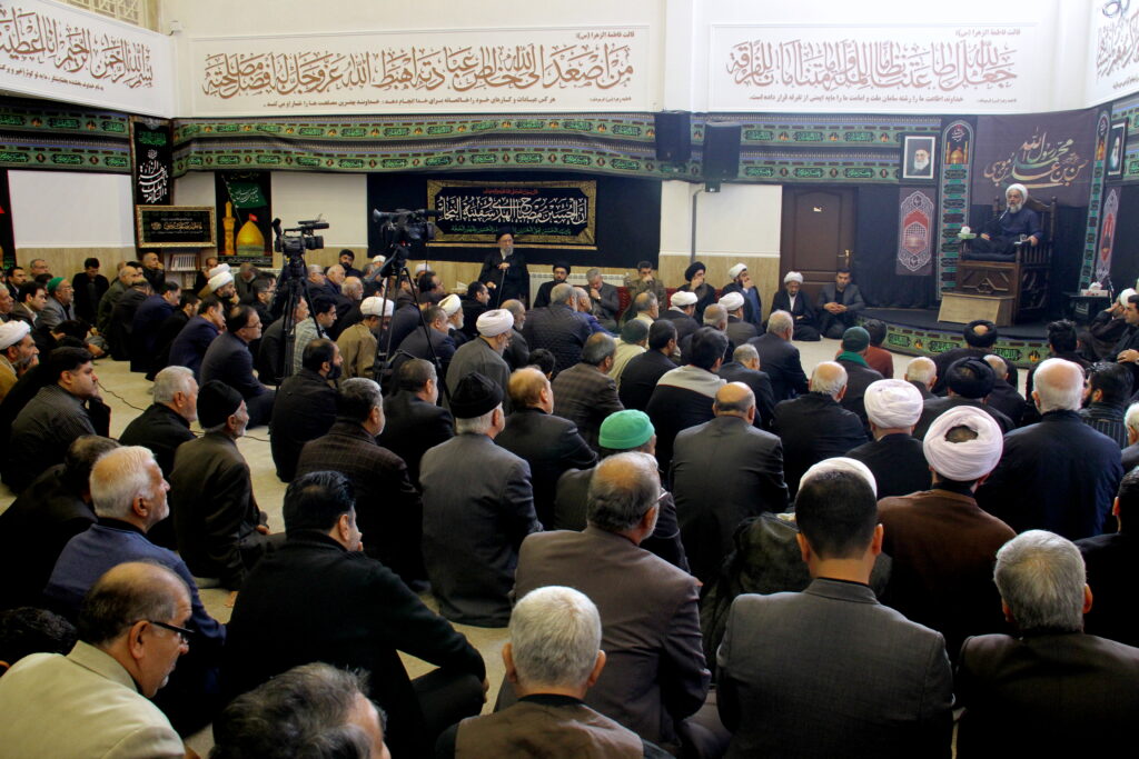 مراسم عزاداری دهه آخر صفر از طرف آیت الله نورمفیدی در بیت الزهرا (س)