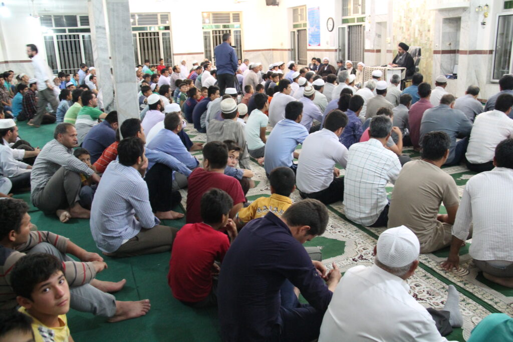  دیدار آیت الله سید مجتبی نورمفیدی با امام جمعه اهل سنت شهرستان کلاله و سخنرانی در مسجد جام