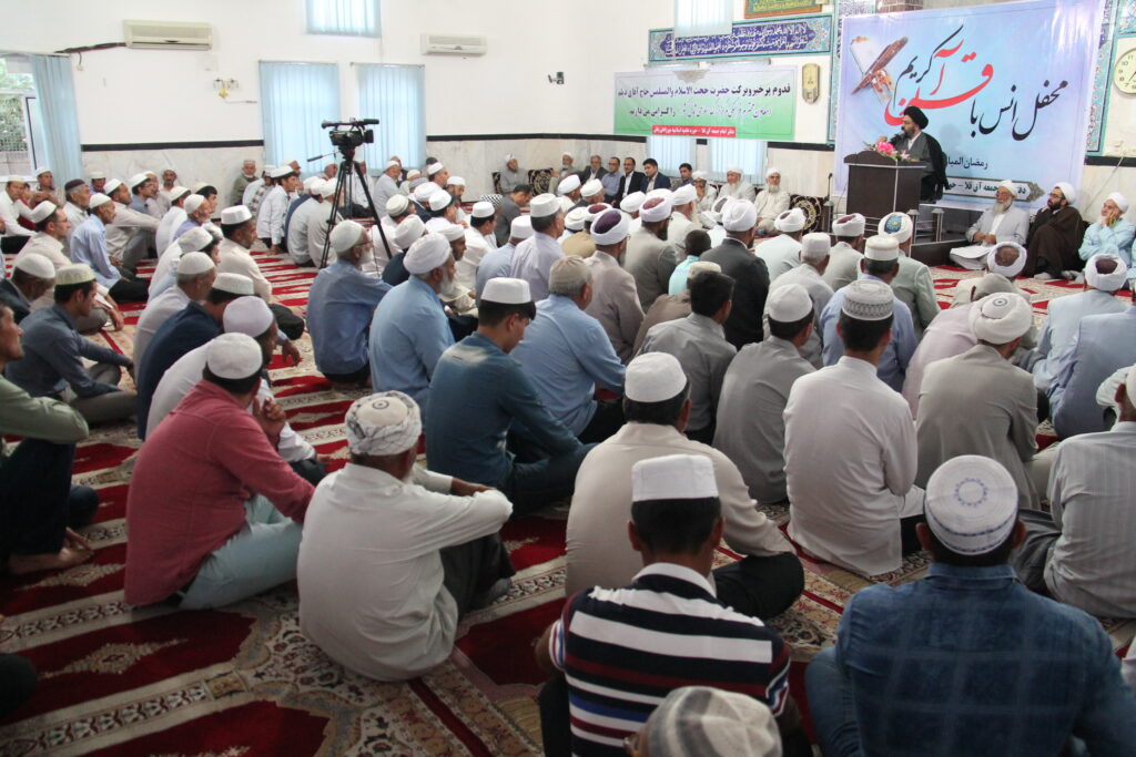  سخنرانی آیت الله سید مجتبی نورمفیدی در محفل انس با قرآن کریم در شهرستان آق قلا