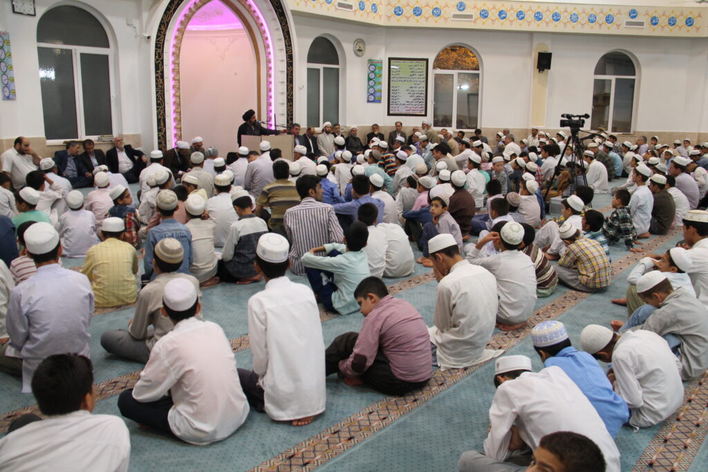 -گنبد96.3.28سخنرانی آیت الله سید مجتبی نورمفیدی در مسجد مرحوم آخوند طلابی در جمع حافظان و قاریان قران کریم