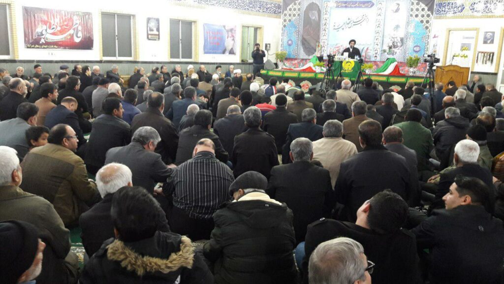 سخنرانی در مسجد نصر