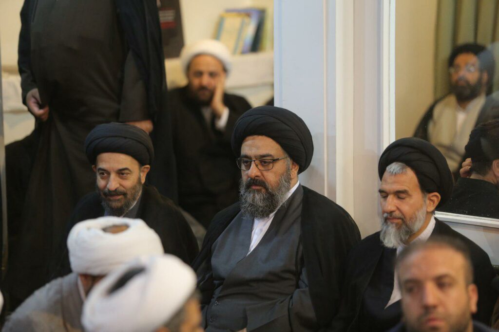 نشست اساتید حوزه علمیه قم در بیت مرحوم آیت الله العظمی صافی گلپایگانی