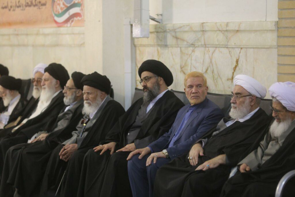 شرکت در مراسم ختم آیت الله میرمحمدی