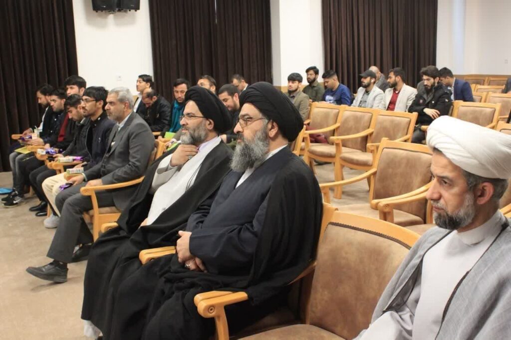 بازدید پژوهشگران جامعة المصطفی از پژوهشگاه فقه معاصر