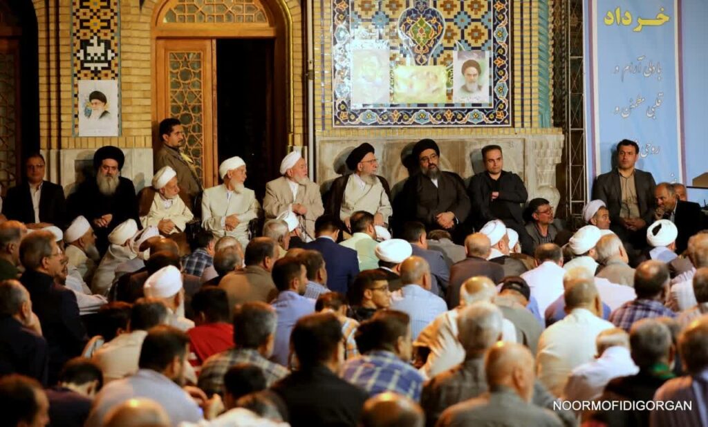 مراسم بزرگداشت امام خمینی