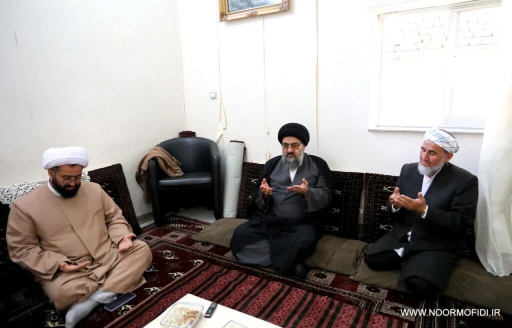 14. دیدار آیت الله سیدمجتبی نورمفیدی با علما و نخبگان و اقشار مختلف اهل سنت شهرستان گمیشان و آق قلا (بمناسبت عید قربان)