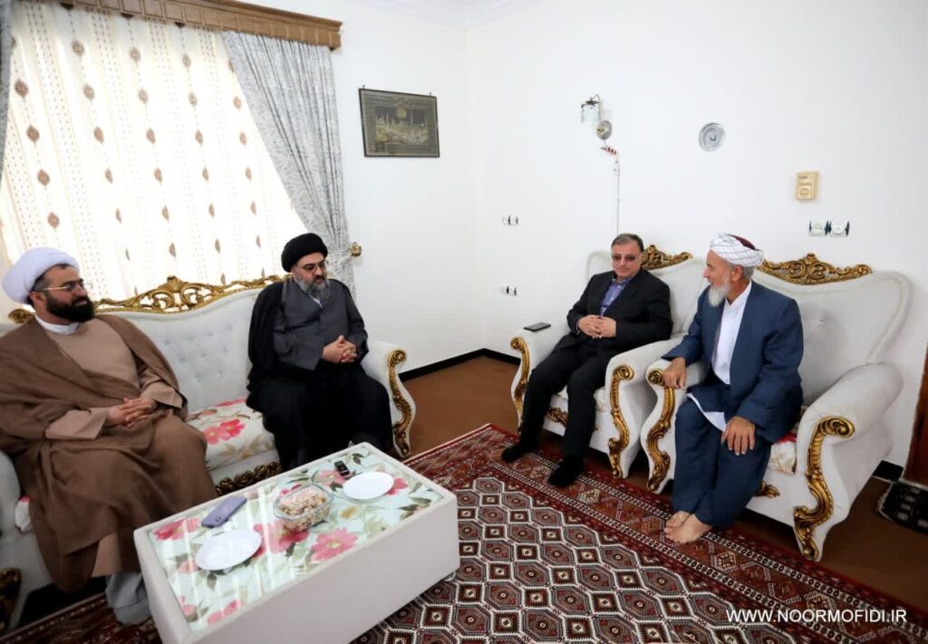 14. دیدار آیت الله سیدمجتبی نورمفیدی با علما و نخبگان و اقشار مختلف اهل سنت شهرستان گمیشان و آق قلا (بمناسبت عید قربان)