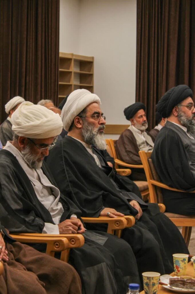  جشن شادی به مناسبت میلاد پیامبر اکرم و امام صادق علیه السلام