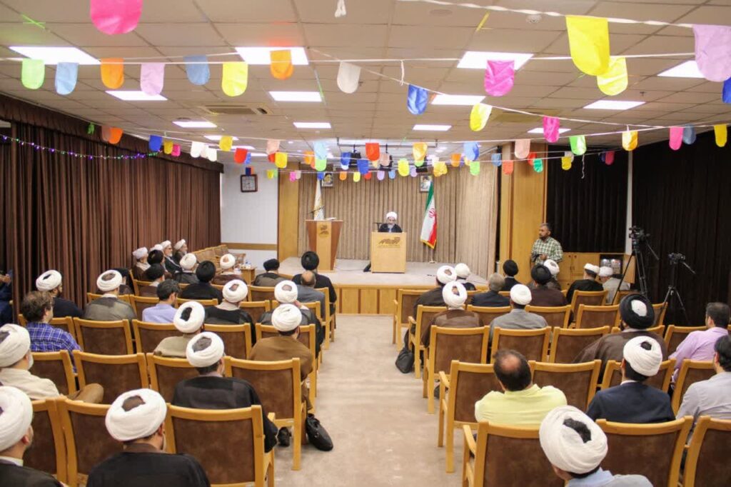 جشن شادی به مناسبت میلاد پیامبر اکرم و امام صادق علیه السلام