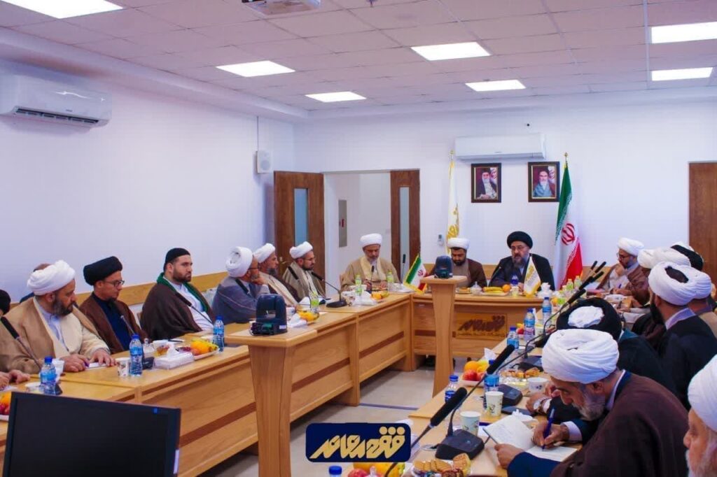 دیدار طلاب و مبغلین حوزه علمیه نجف با آیت الله سید مجتبی نورمفیدی