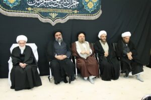 حضور در مراسم عزاداری به مناسبت شهادت امام موسی کاظم در بیت آیت الله نوری همدانی