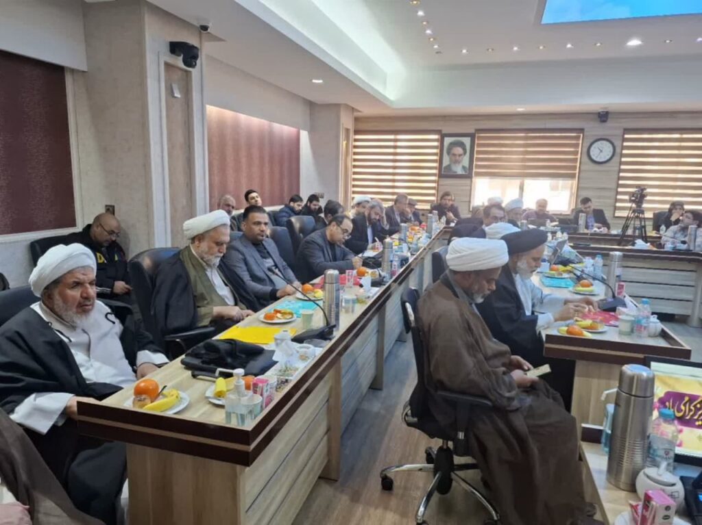همایش بررسی فقهی سلول های بنیادین در جمع اساتید مطرح حوزه و دانشگاه