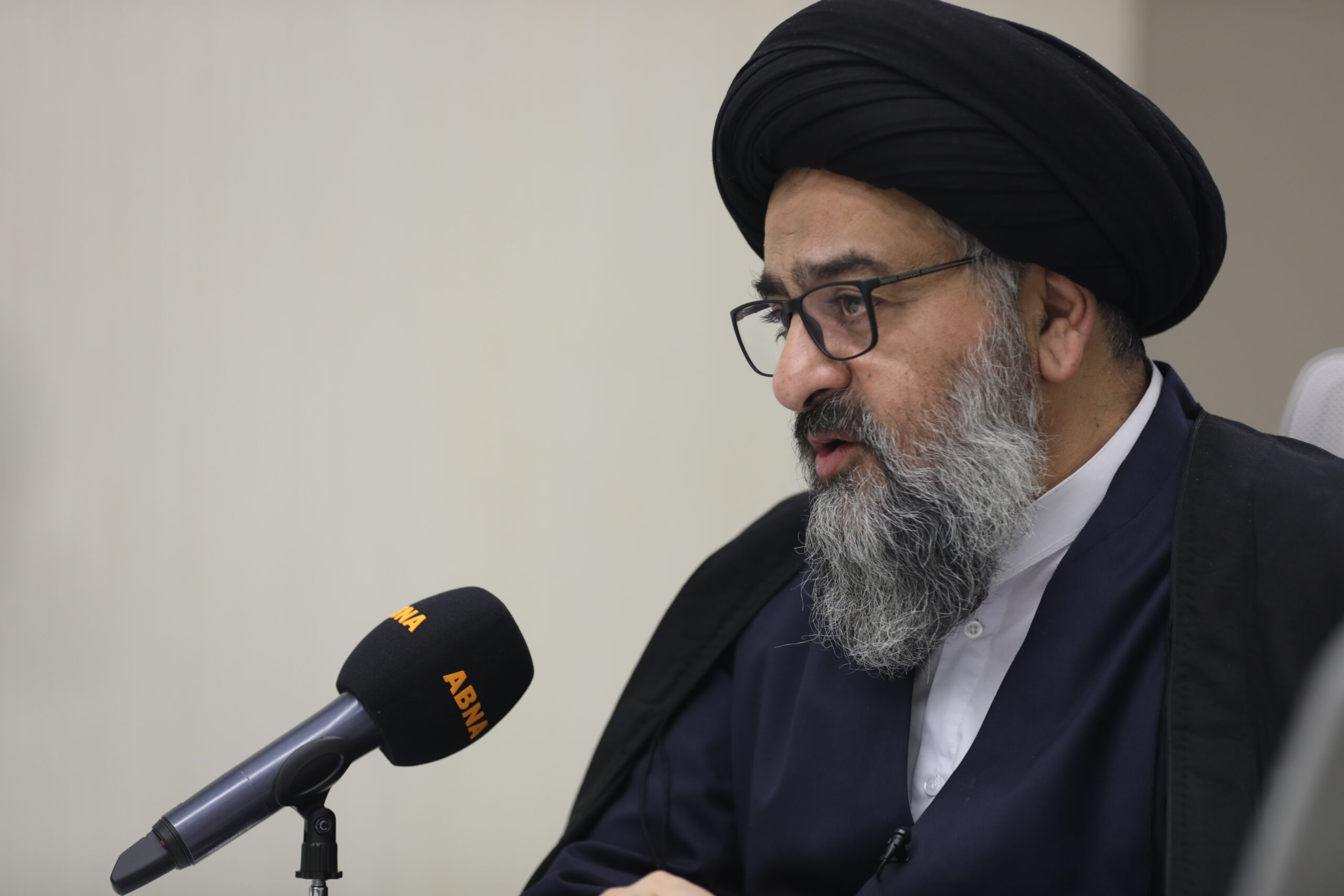 نشست خبری با خبرگزاری ابناء
