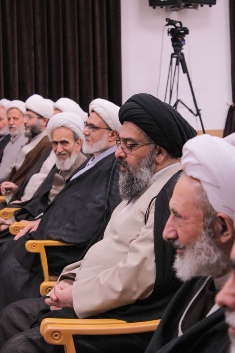 جشن میلاد حضرت بقیة‌الله‌الاعظم (عج) و پایان سال فعالیت‌های پژوهشگاه مطالعات فقه معاصر
