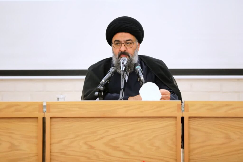 مراسم اختتامیه همایش ملی (( هویت عصری زنان در آئینه قرآن و حدیث ))