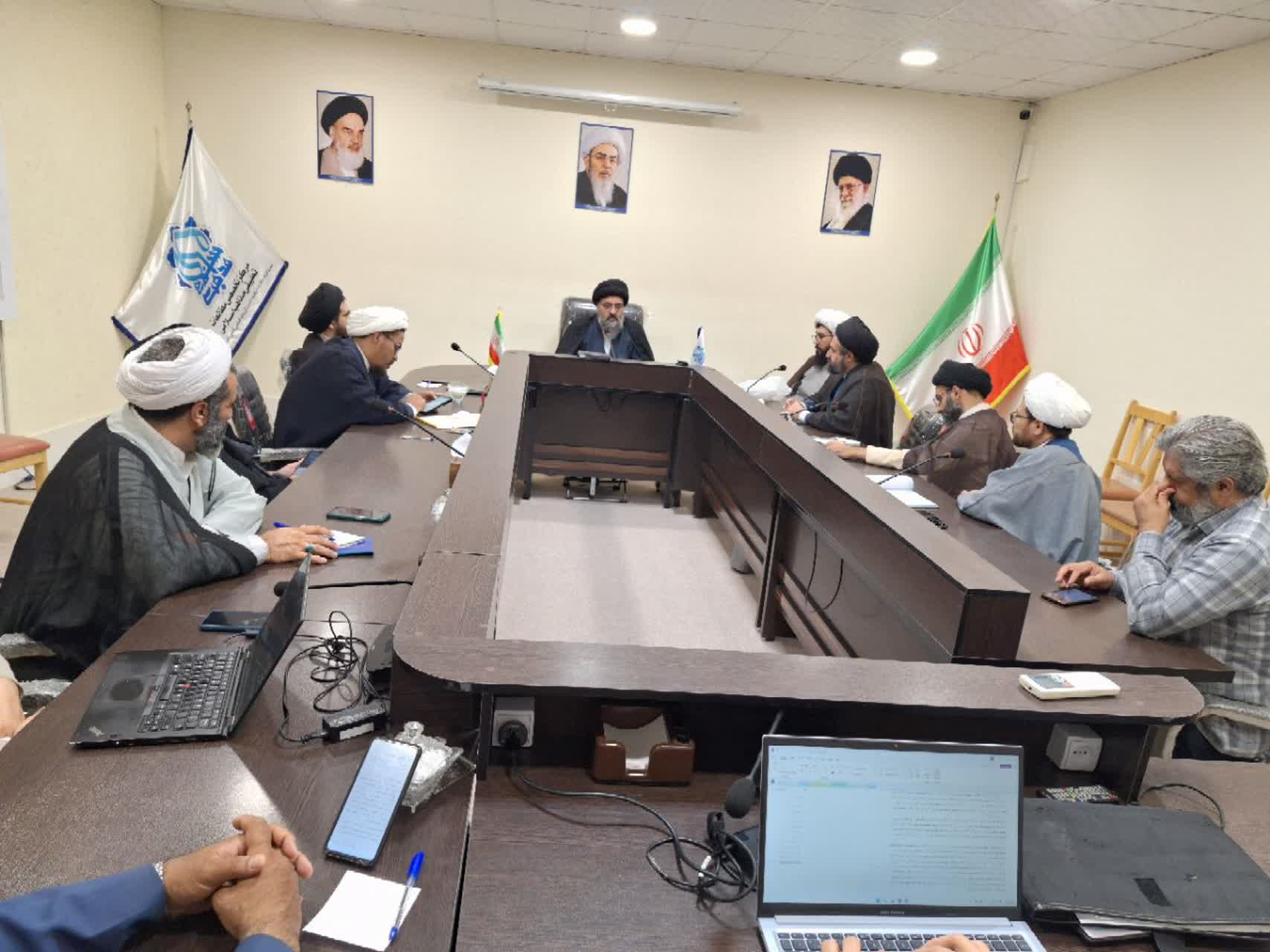 بررسی ارکان نظریه خطابات قانونیه