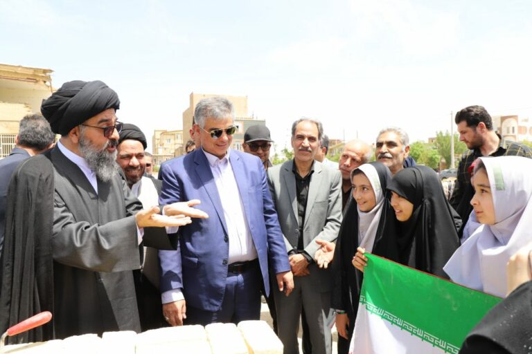 آیت‌الله سید مجتبی نورمفیدی: علم‌آموزی و تقویت ایمان، یأس‌آورترین سلاح در برابر دشمنان ایران است
