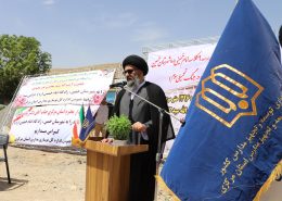 با حضور آیت الله سید مجتبی نورمفیدی آیین خشتگذاری مدرسه ۹ کلاسه امام خمینی(ره) شهر خمین برگزار شد