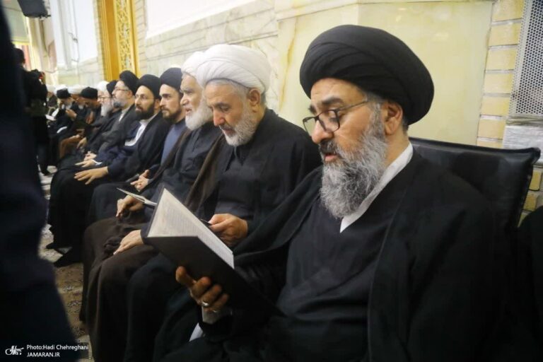 حضور آیت الله سید مجتبی نورمفیدی در مراسم بزرگداشت قائد شهید اُمت حضرت آیت‌ الله العظمی امام خامنه‌ای