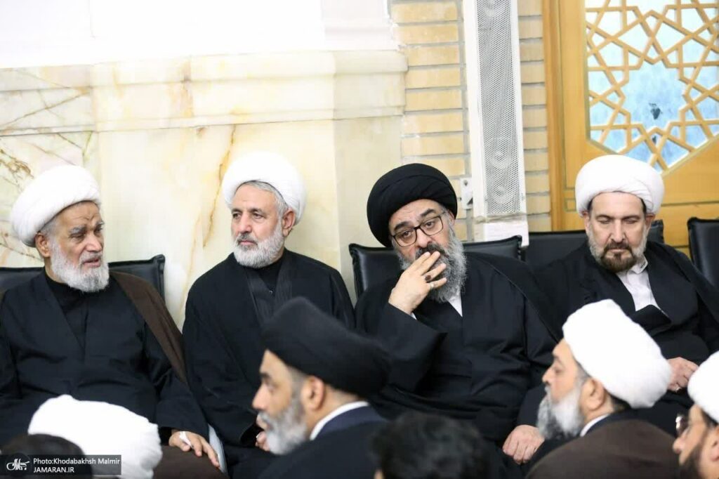 حضور آیت الله سید مجتبی نورمفیدی در مراسم بزرگداشت قائد شهید اُمت حضرت آیت‌ الله العظمی امام خامنه‌ای