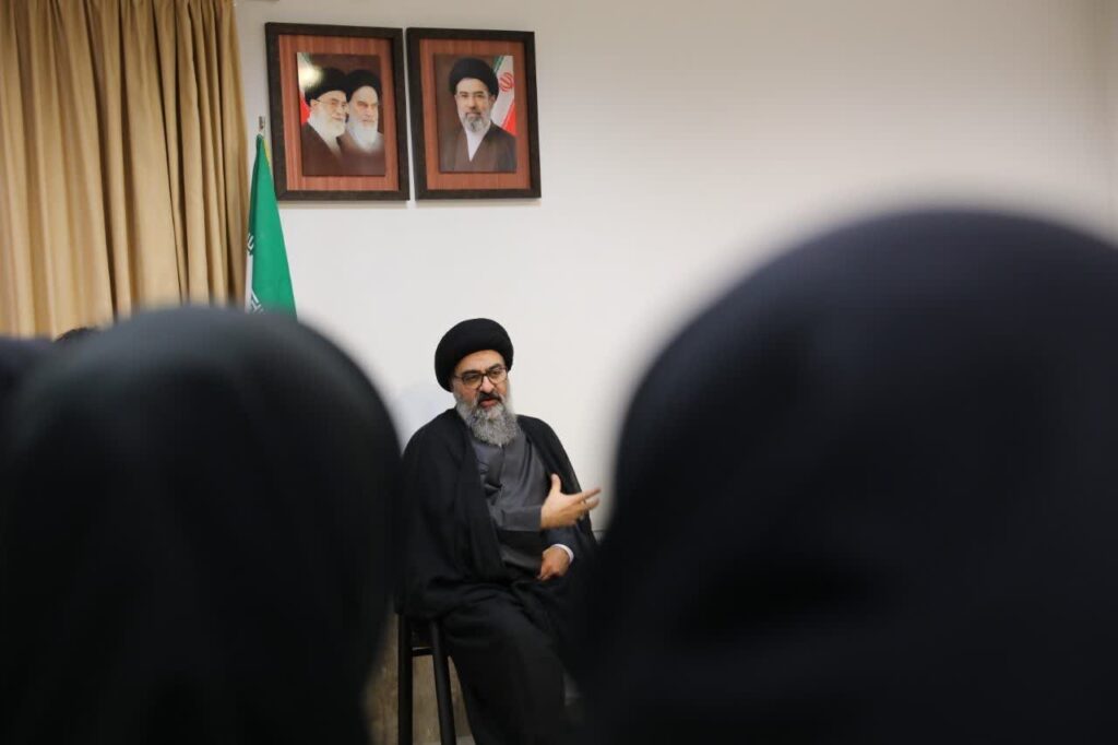 دیدار مربیان و معلمان کانون فرهنگی مسجد جامع گلشن گرگان با آیت الله سید مجتبی نورمفیدی